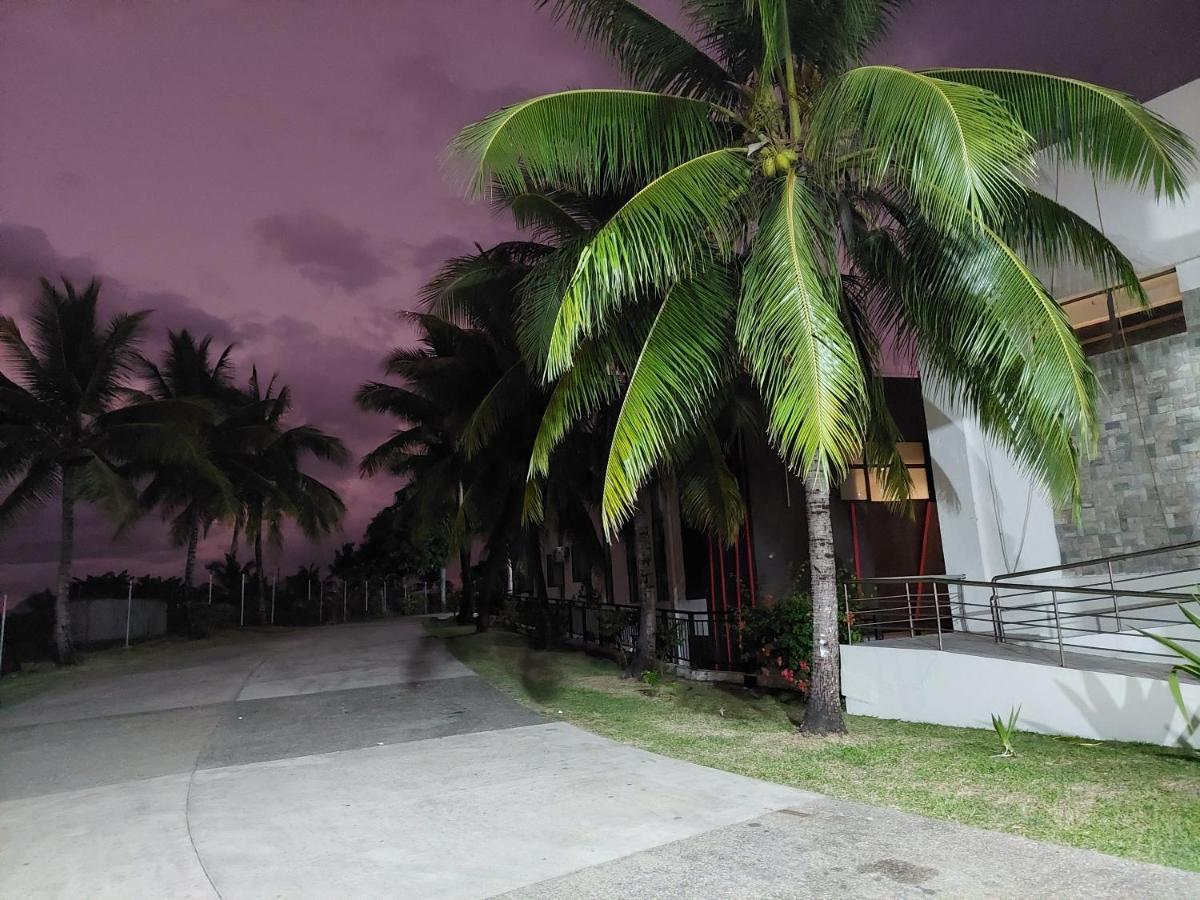 Nasau Resort&Villas Nadi Exterior foto